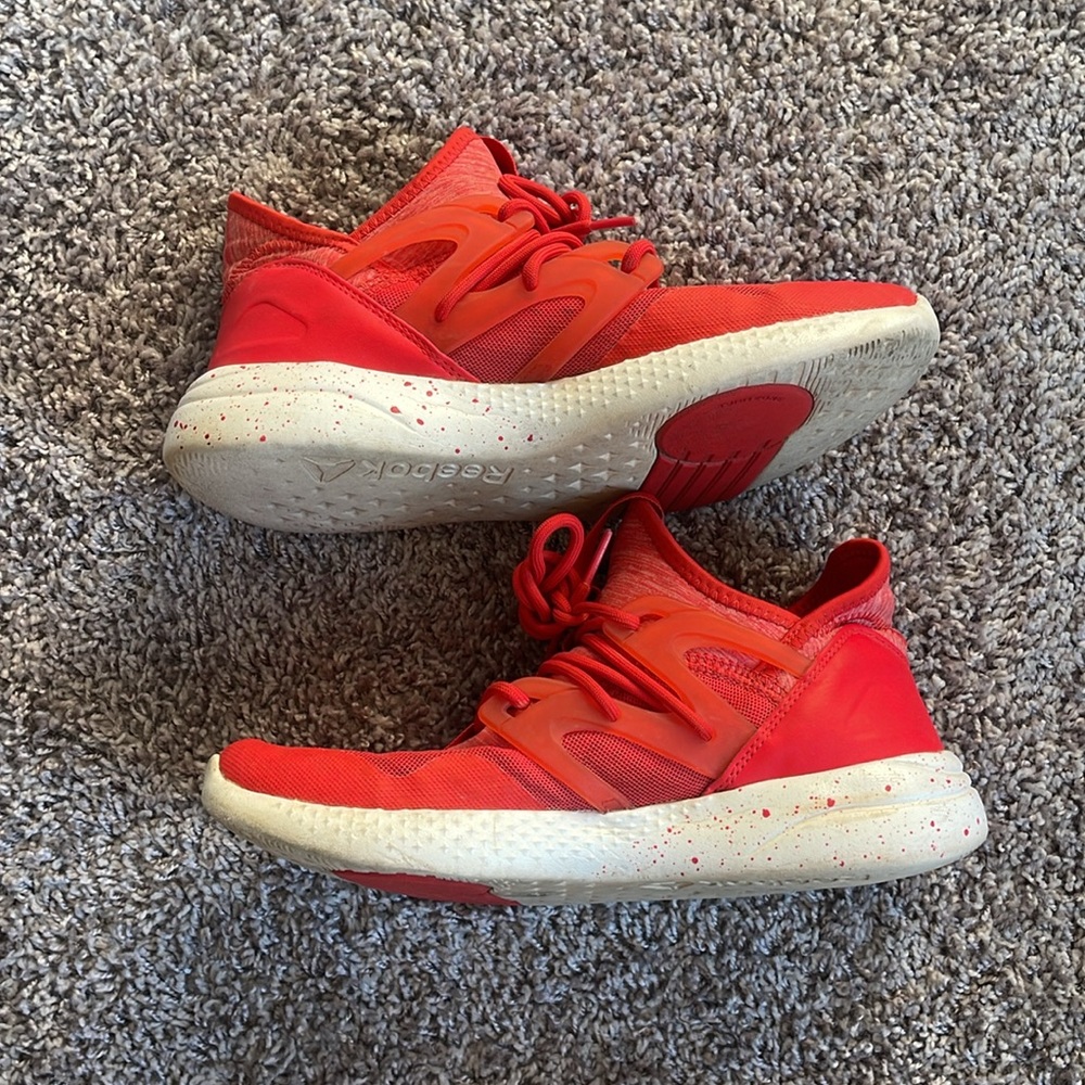 Women's Reebok Shoes - Picture 3 of 7